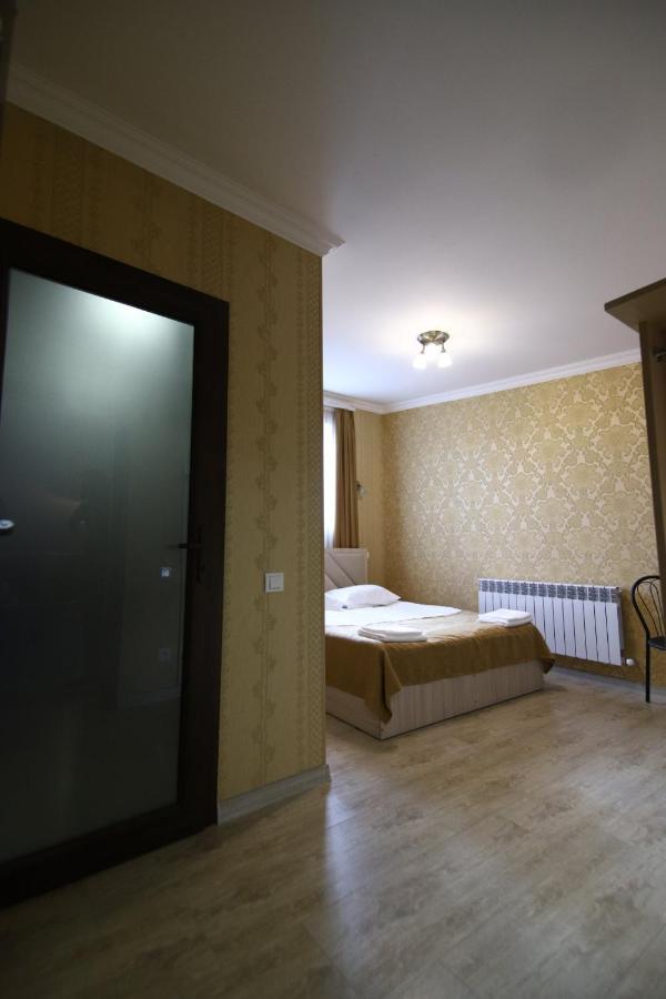 Gyumri Guest House Exterior photo